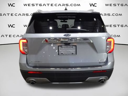 Used 2023 Ford Explorer Limited AWD/4WD image 7