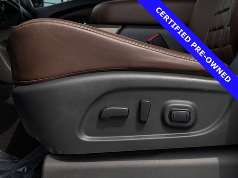 Used 2023 Nissan Titan Platinum Reserve w/ Moonroof Package image 25