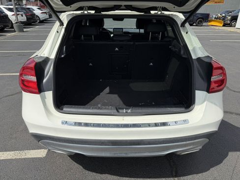 Used 2016 Mercedes-Benz GLA 250 image 15