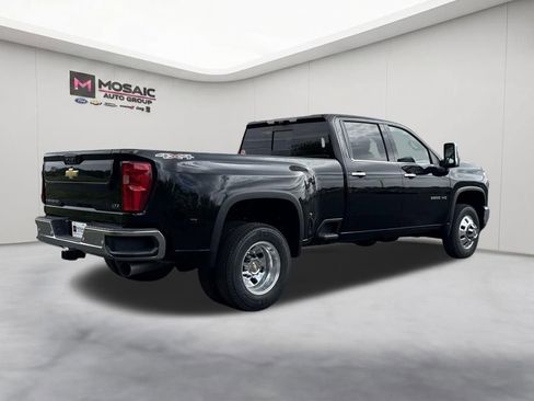 New 2026 Chevrolet Silverado 3500 LTZ w/ LTZ Plus Package AWD/4WD image 7