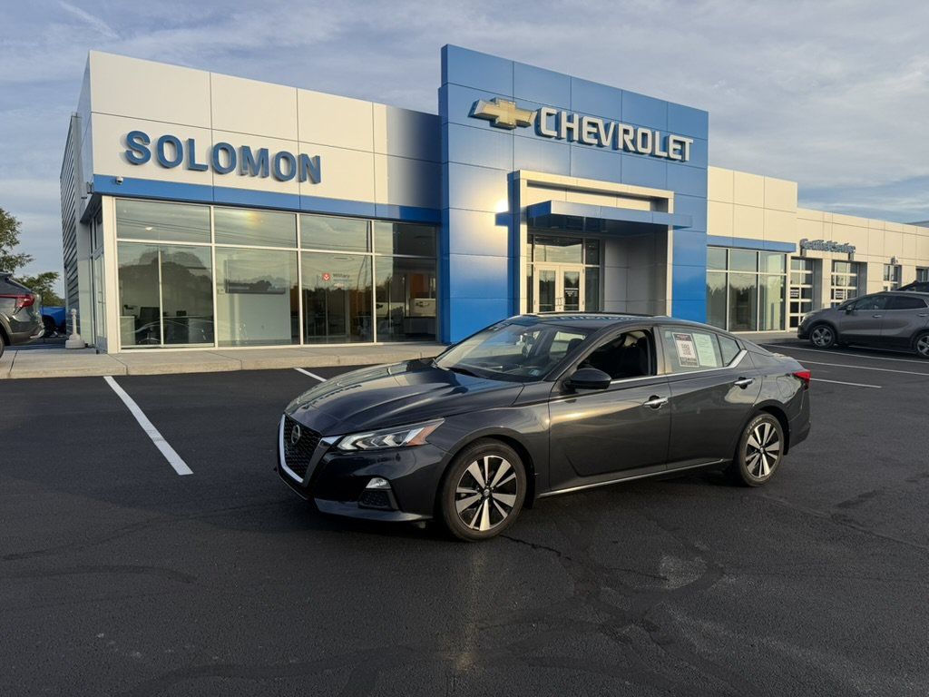Used 2022 Nissan Altima 2.5 SV FWD image 1