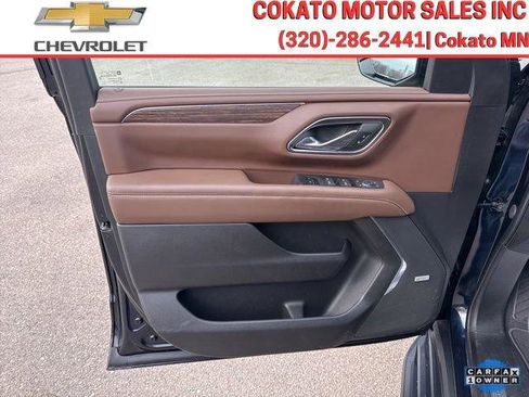 Used 2024 Chevrolet Suburban High Country w/ Advanced Technology Package image 17