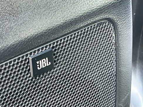 Used 2022 Toyota Tacoma TRD Sport w/ TRD Premium Sport Package image 19