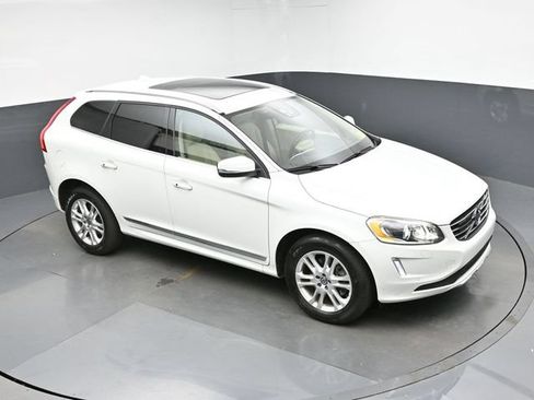Used 2015 Volvo XC60 T5 Platinum FWD image 18