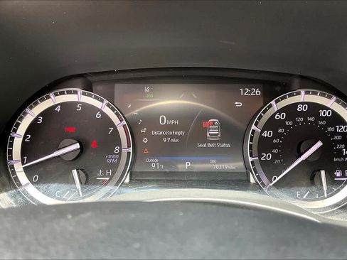 Used 2022 Toyota Highlander XLE FWD image 26
