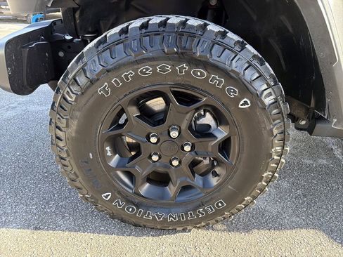 Used 2023 Jeep Wrangler Unlimited w/ Cold Weather Group image 31