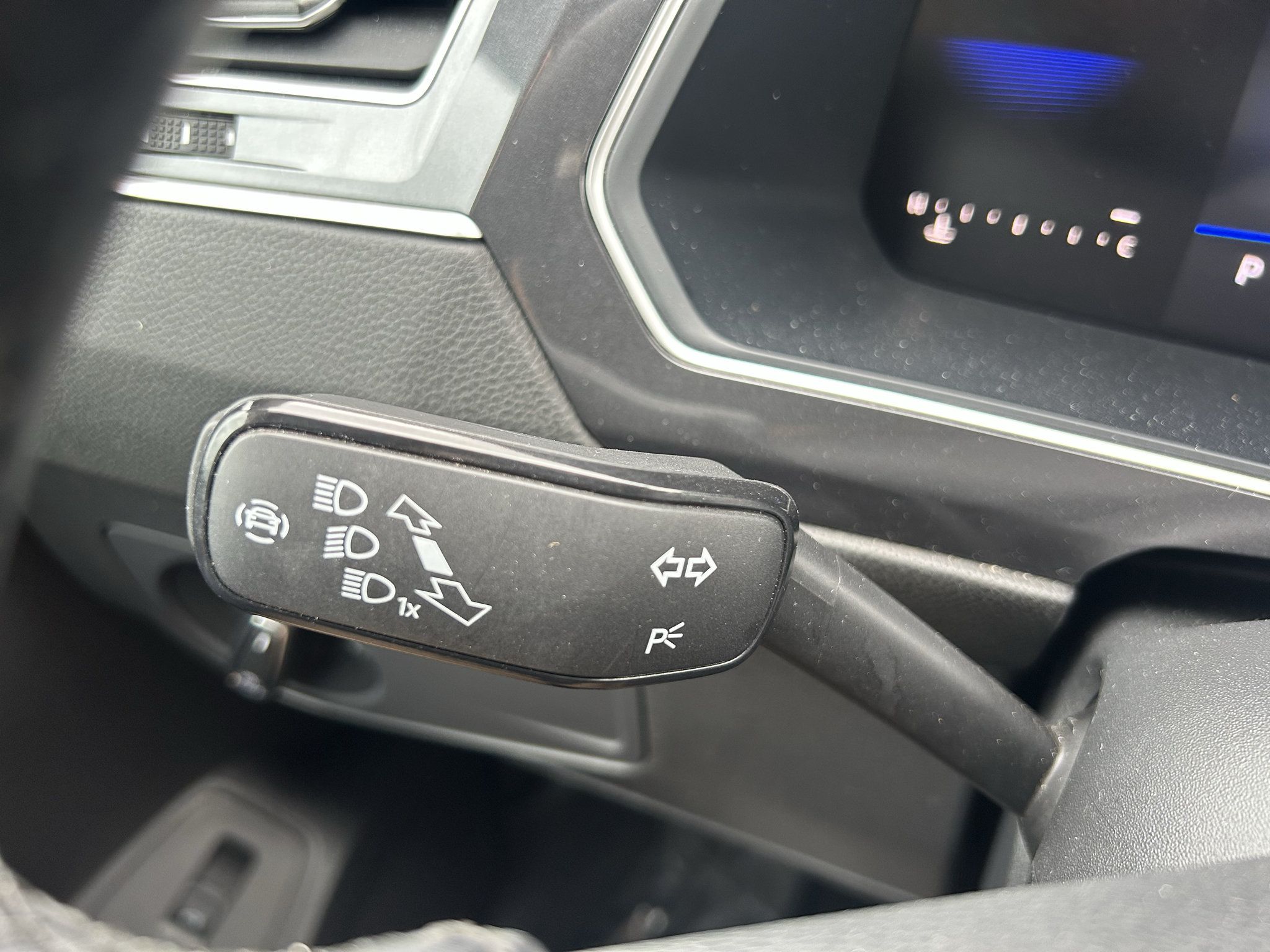 Used 2024 Volkswagen Tiguan Wolfsburg Edition AWD/4WD image 13