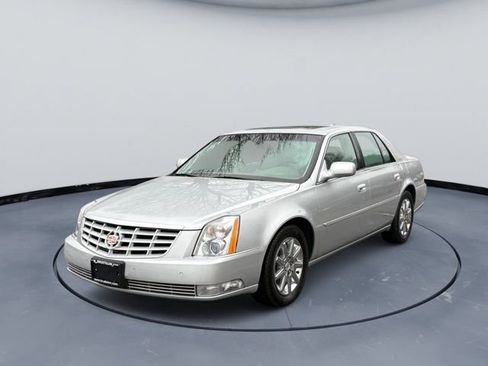 Used 2010 Cadillac DTS Premium w/ Driver Awareness Package image 2