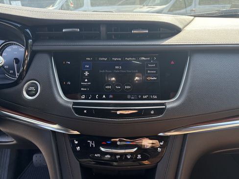 Used 2021 Cadillac XT5 Premium Luxury image 24