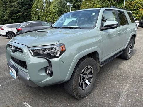 Used 2023 Toyota 4Runner TRD Off-Road Premium AWD/4WD image 2