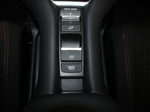 Used 2025 Honda HR-V Sport image 30