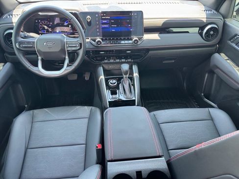 Used 2024 Chevrolet Colorado Z71 w/ Z71 Convenience Package 2 AWD/4WD image 10