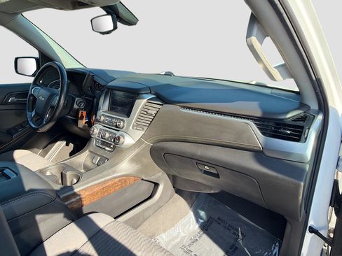 Used 2020 Chevrolet Suburban LS image 13