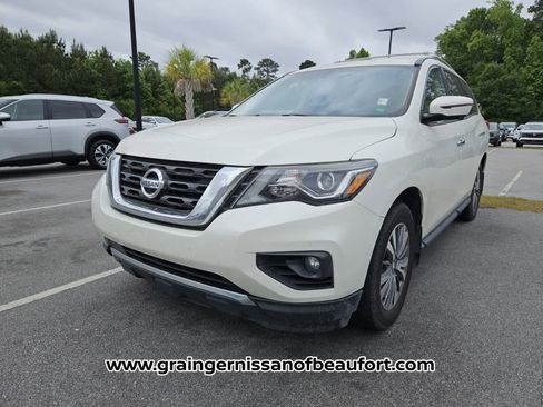 Used 2020 Nissan Pathfinder SL FWD image 4