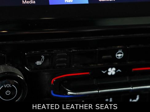 Used 2023 Jeep Grand Cherokee L Limited image 21