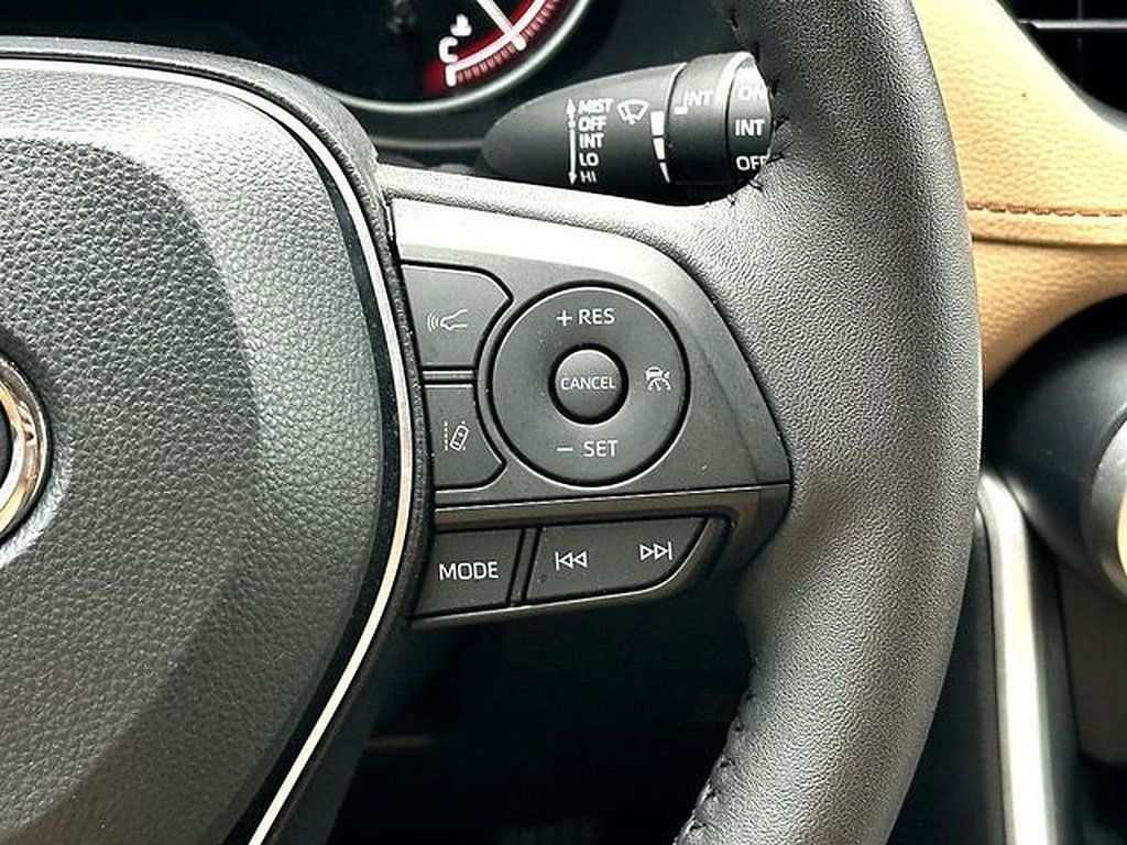 Certified 2025 Toyota RAV4 XLE Premium FWD image 23