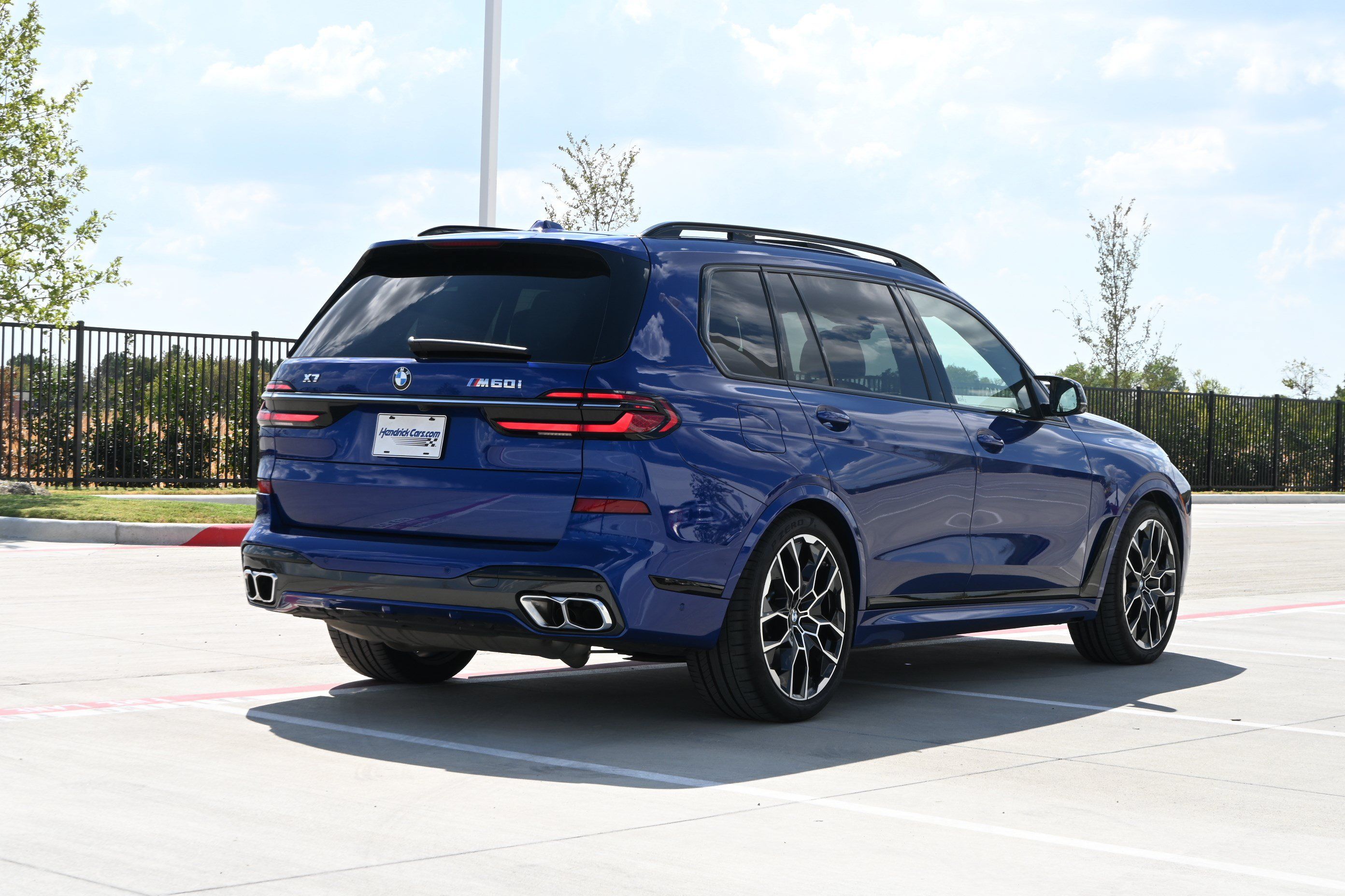 Certified 2026 BMW X7 M60i AWD/4WD image 9