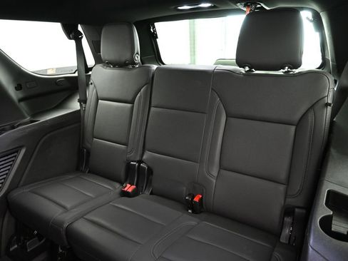 Used 2025 Chevrolet Tahoe Z71 AWD/4WD image 22