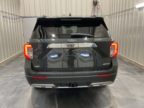 Used 2024 Ford Explorer XLT w/ Equipment Group 202A image 23