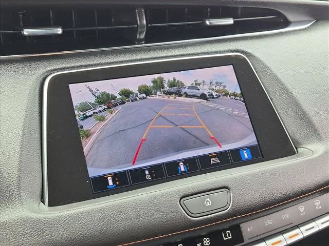 Used 2022 Cadillac XT4 Sport w/ Enhanced Visibility Package FWD image 20