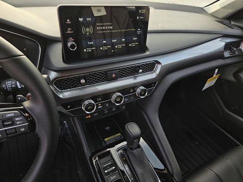 New 2026 Acura Integra image 17