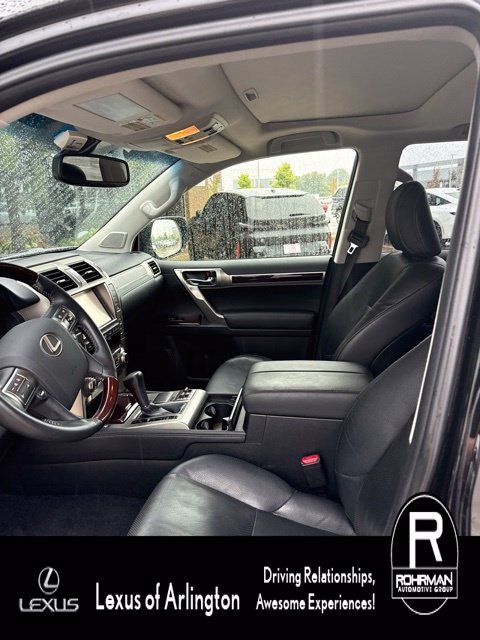 Used 2015 Lexus GX 460 w/ Premium Package AWD/4WD image 9