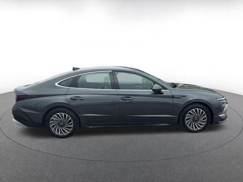 Used 2025 Hyundai Sonata SEL FWD image 16
