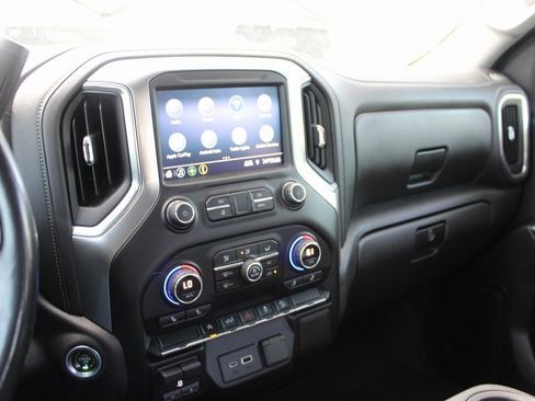 Used 2021 Chevrolet Silverado 1500 RST image 25