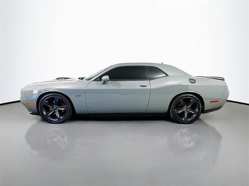 Used 2018 Dodge Challenger R/T Plus image 4