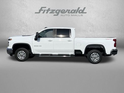 Used 2025 Chevrolet Silverado 2500 LT w/ Convenience Package image 4
