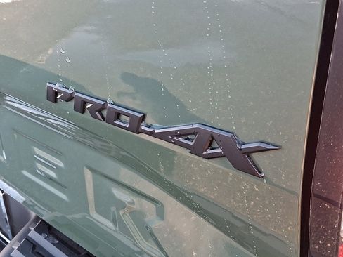 Used 2024 Nissan Frontier PRO-4X w/ Technology Package image 30