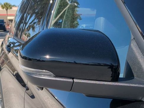 New 2026 Ford Explorer ST-Line w/ ST-Line Street Pack image 13