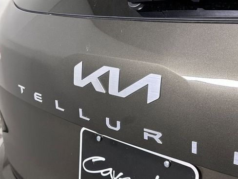 Used 2025 Kia Telluride S AWD/4WD image 32