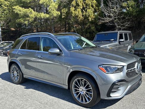 Certified 2025 Mercedes-Benz GLE 350 4MATIC image 2