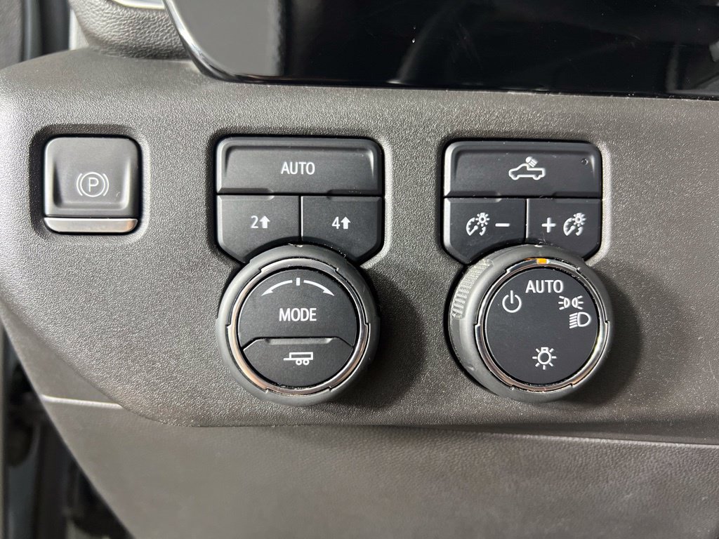 Certified 2024 Chevrolet Silverado 1500 LT AWD/4WD image 26