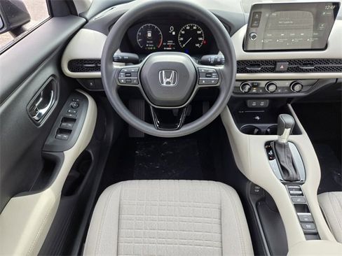 New 2026 Honda HR-V LX image 6