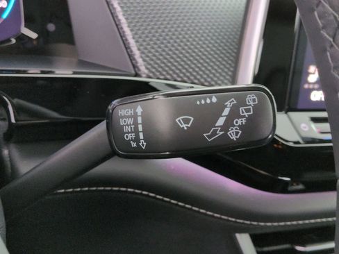 New 2026 Volkswagen Atlas Cross Sport SEL R-Line image 27