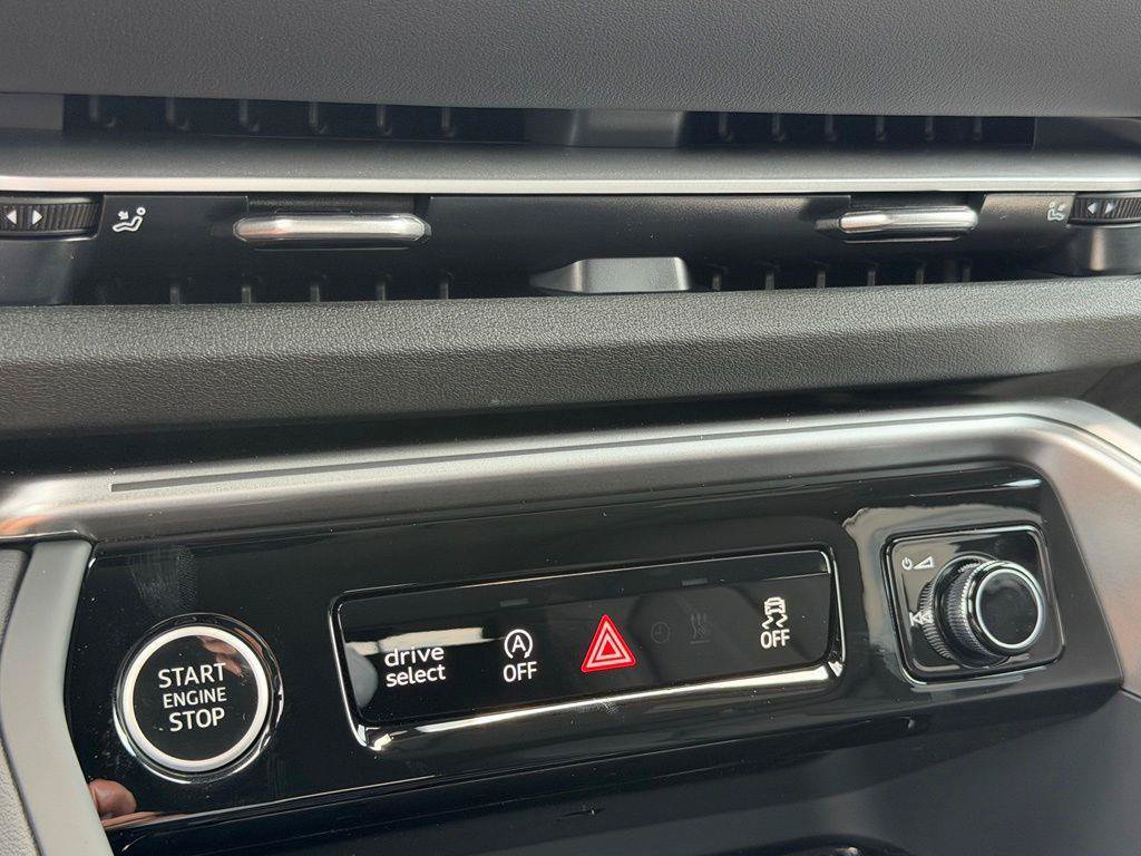 New 2026 Audi Q5 Premium Plus AWD/4WD image 22
