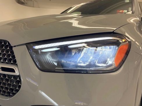 Used 2024 Mercedes-Benz GLE 350 4MATIC w/ AMG Line Exterior image 11