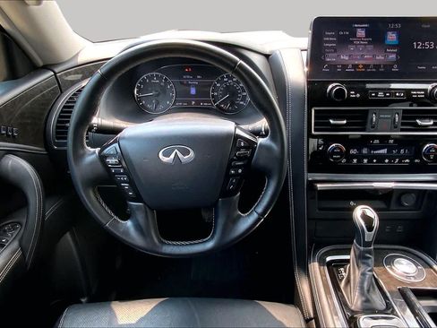 Used 2024 INFINITI QX80 Luxe RWD image 6