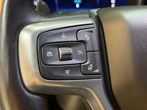 Used 2022 Chevrolet Silverado 1500 LT image 15