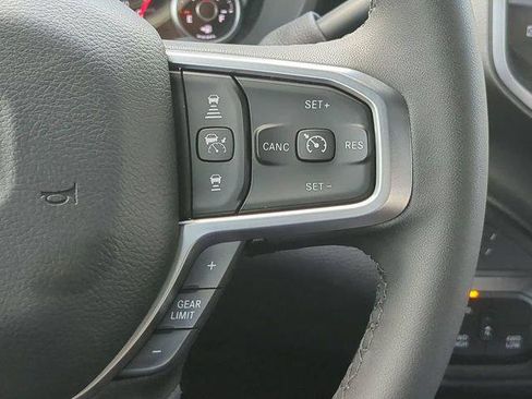 Certified 2026 RAM 3500 Big Horn AWD/4WD image 30