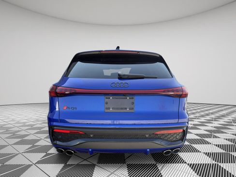 New 2025 Audi SQ5 Premium Plus image 4