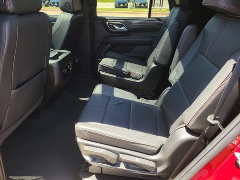 Used 2022 Chevrolet Tahoe RST w/ Luxury Package RWD image 15