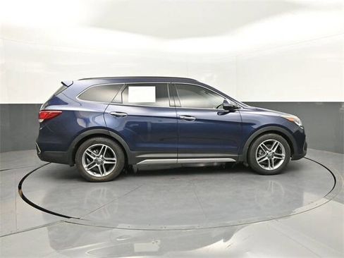Used 2018 Hyundai Santa Fe Limited image 26