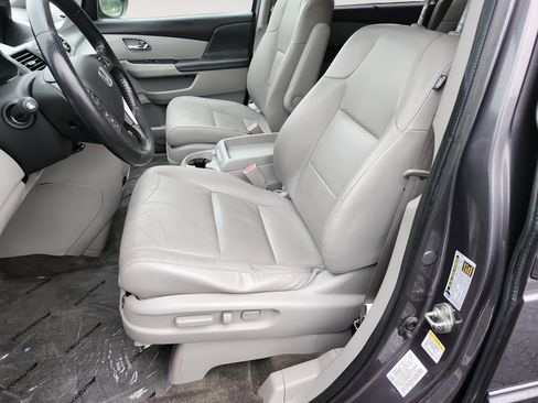 Used 2015 Honda Odyssey EX-L image 9