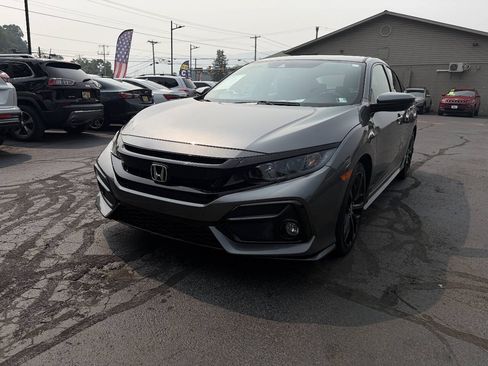 Used 2021 Honda Civic Sport image 4