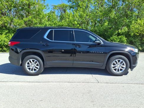 Used 2021 Chevrolet Traverse LT FWD image 28