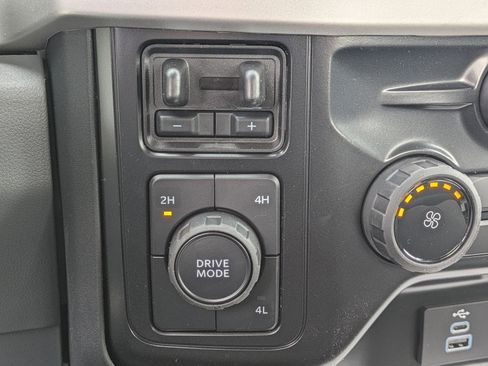 New 2026 Ford F550 4x4 Supercab Super Duty image 54
