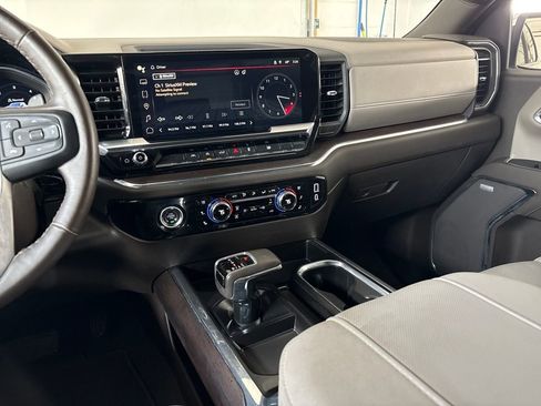 Used 2024 GMC Sierra 1500 SLT w/ SLT Premium Package image 22